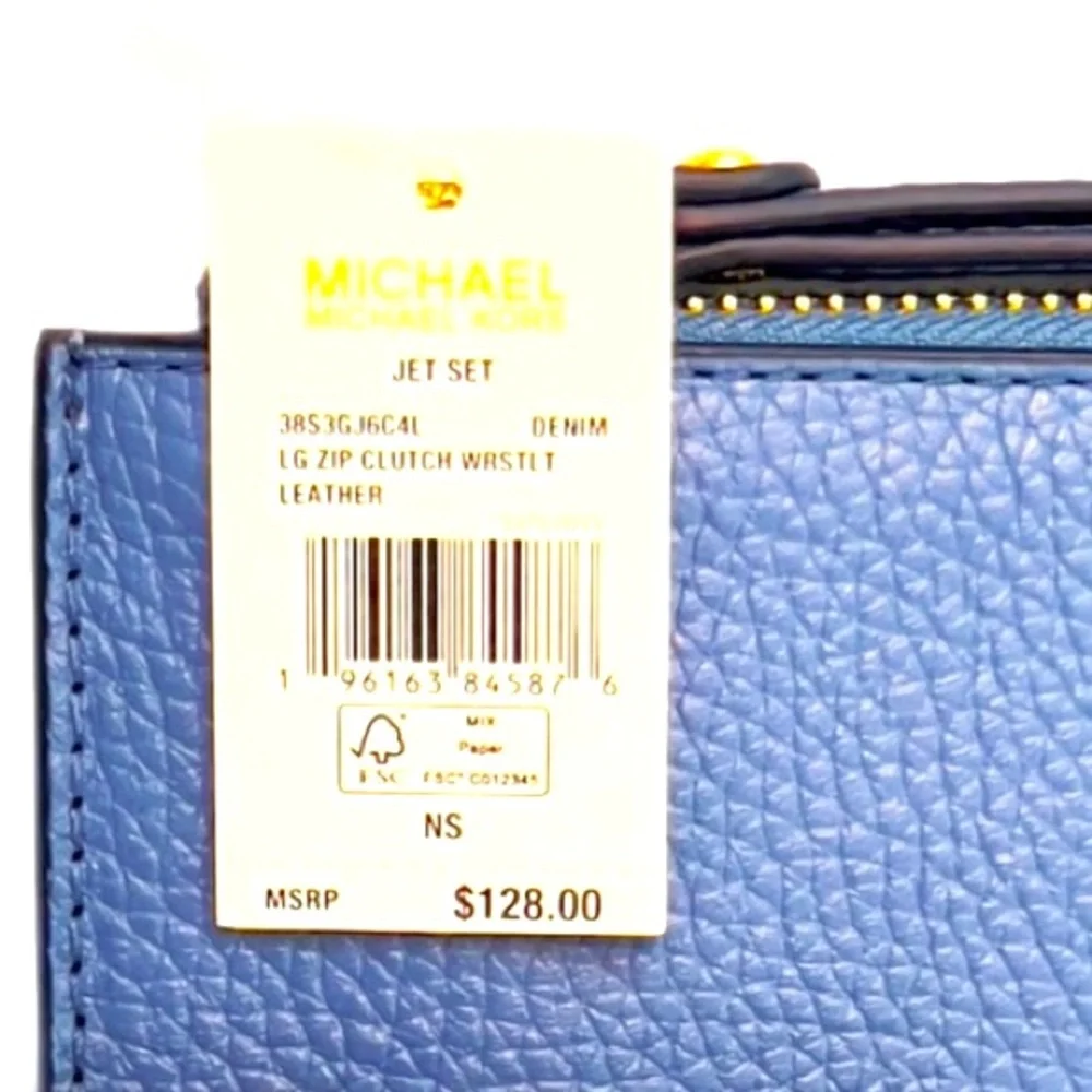 🆕NWT Michael Kors Large Leather Wristlet in Denim Blue